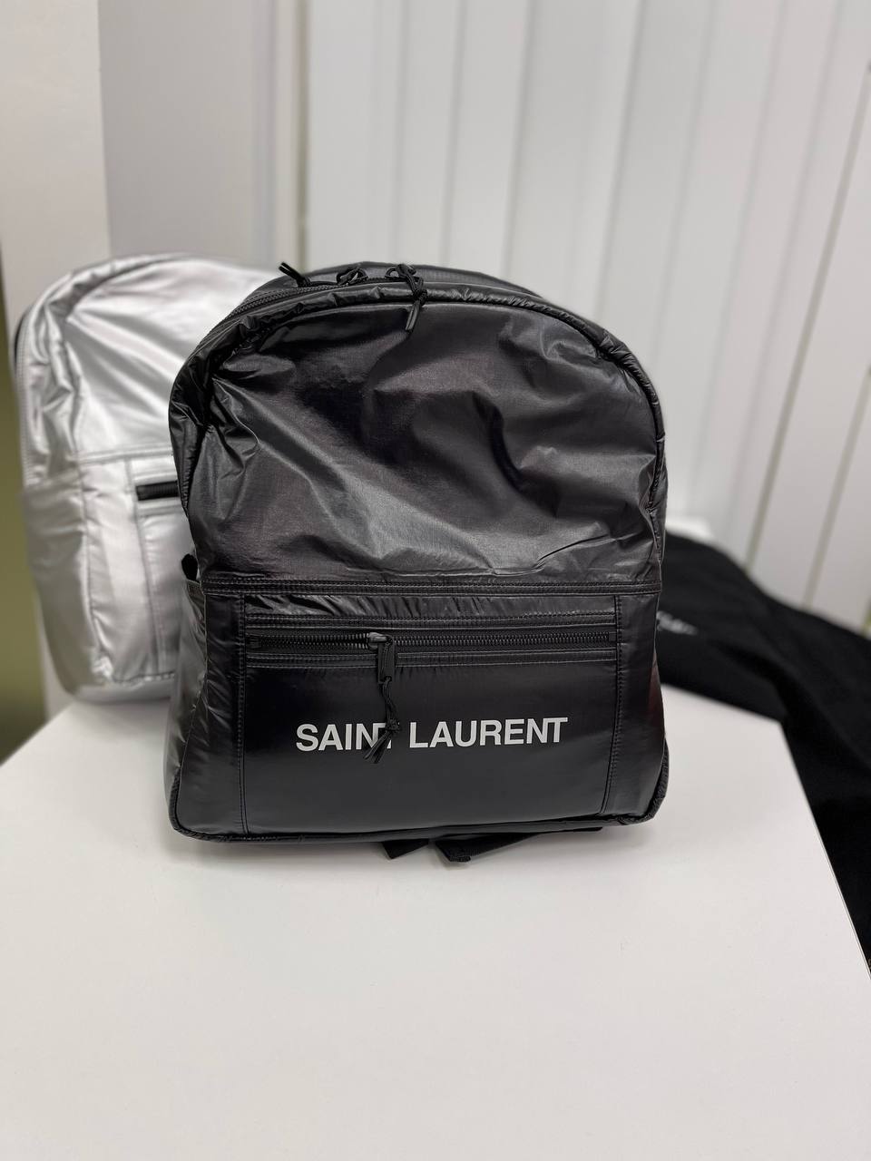 Рюкзак трендовый Yves Saint Laurent BP-22252 Рюкзак трендовый Yves Saint Laurent BP-22252