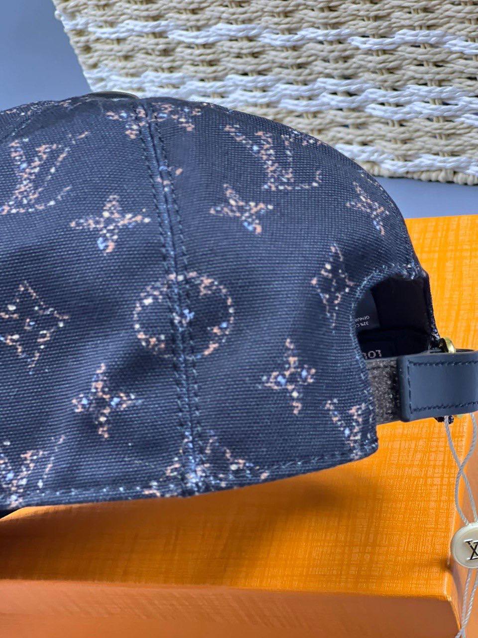 Louis Vuitton BP-16679 бейсболка дизайнерская Louis Vuitton BP-16679 бейсболка дизайнерская