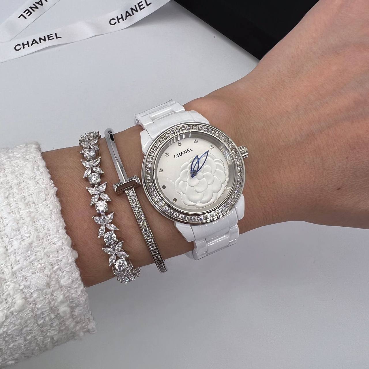 Часы Chanel эксклюзивные BP-18984 Часы Chanel эксклюзивные BP-18984