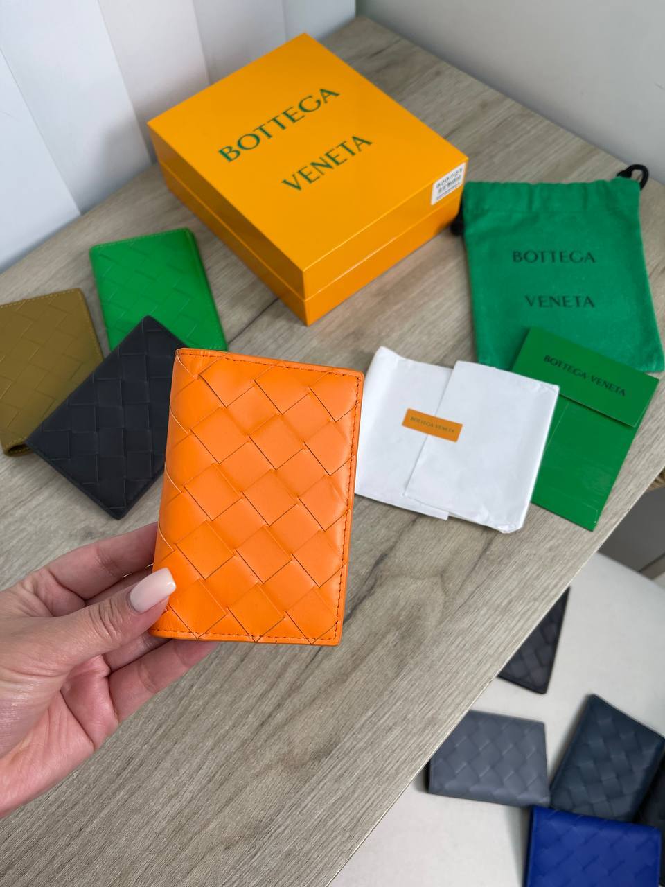 Картхолдер трендовый Bottega Veneta BP-22606 Картхолдер трендовый Bottega Veneta BP-22606