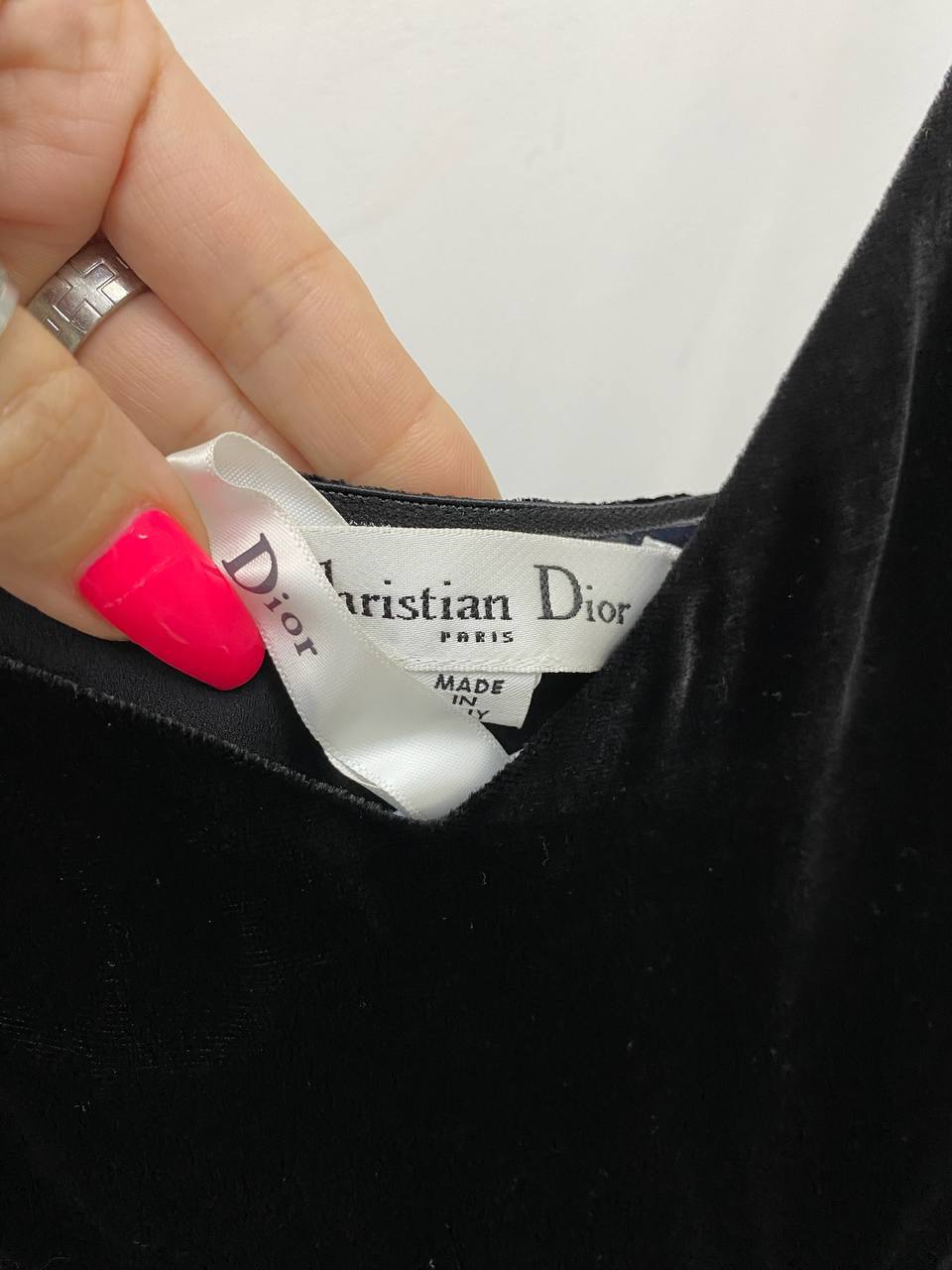 Повседневное платье на бретелях Christian Dior BP-23341 Повседневное платье на бретелях Christian Dior BP-23341