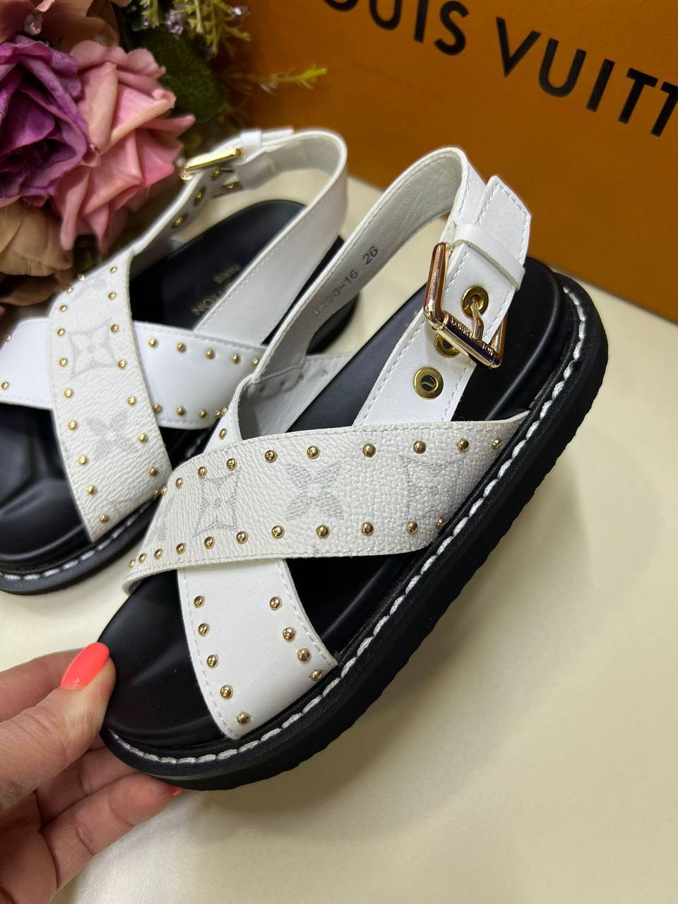 Сандалии Louis Vuitton премиальные BP-33837 Сандалии Louis Vuitton премиальные BP-33837