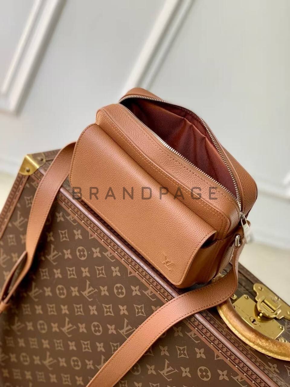 Сумка из восковой телячьей кожи Louis Vuitton BPLUX5552 Сумка из восковой телячьей кожи Louis Vuitton BPLUX5552