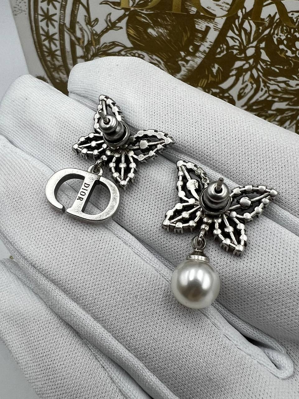 Элитные серьги Christian Dior BP-46635 Элитные серьги Christian Dior BP-46635