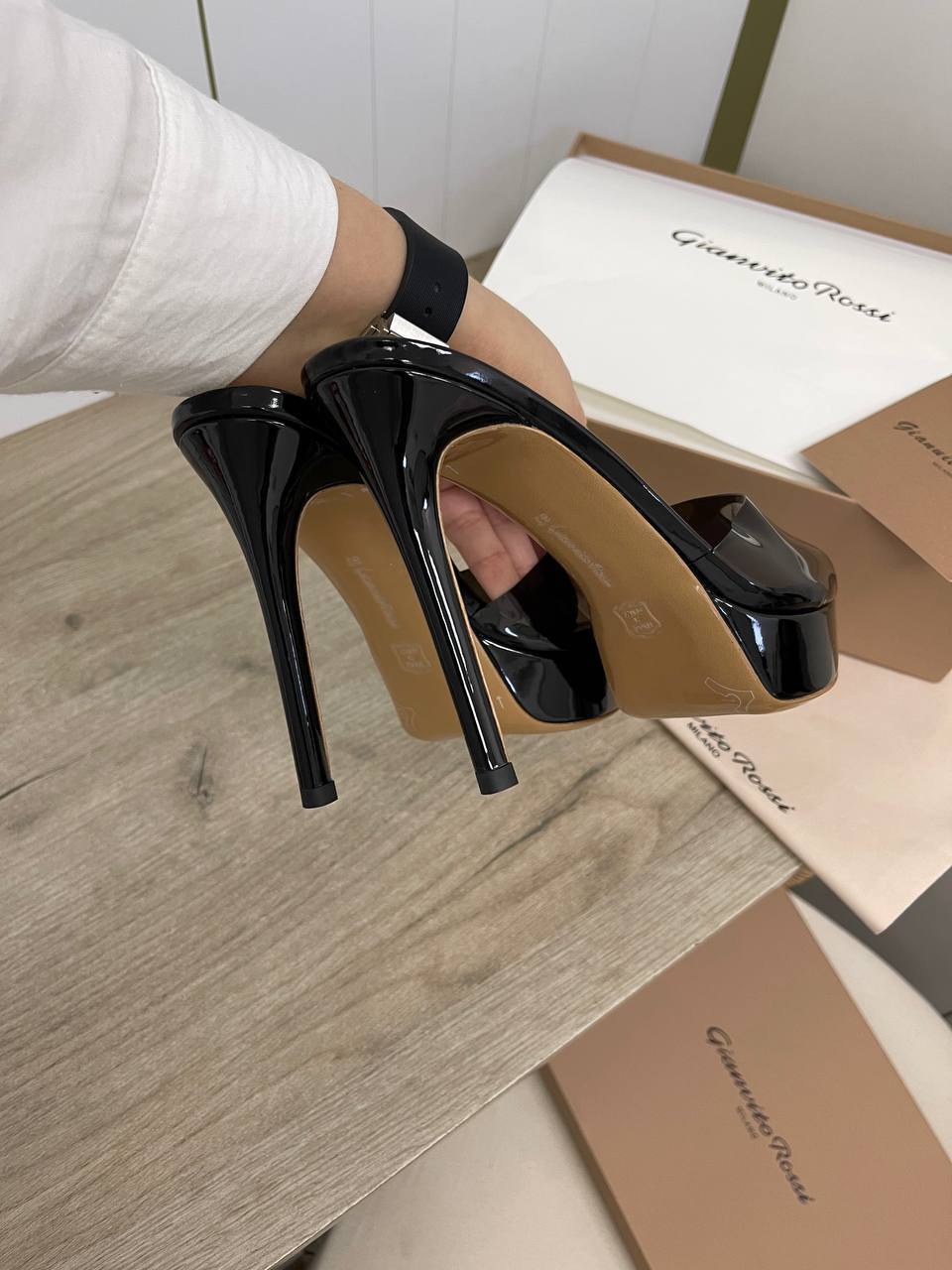 Трендовые мюли Gianvito Rossi BP-34767 Трендовые мюли Gianvito Rossi BP-34767