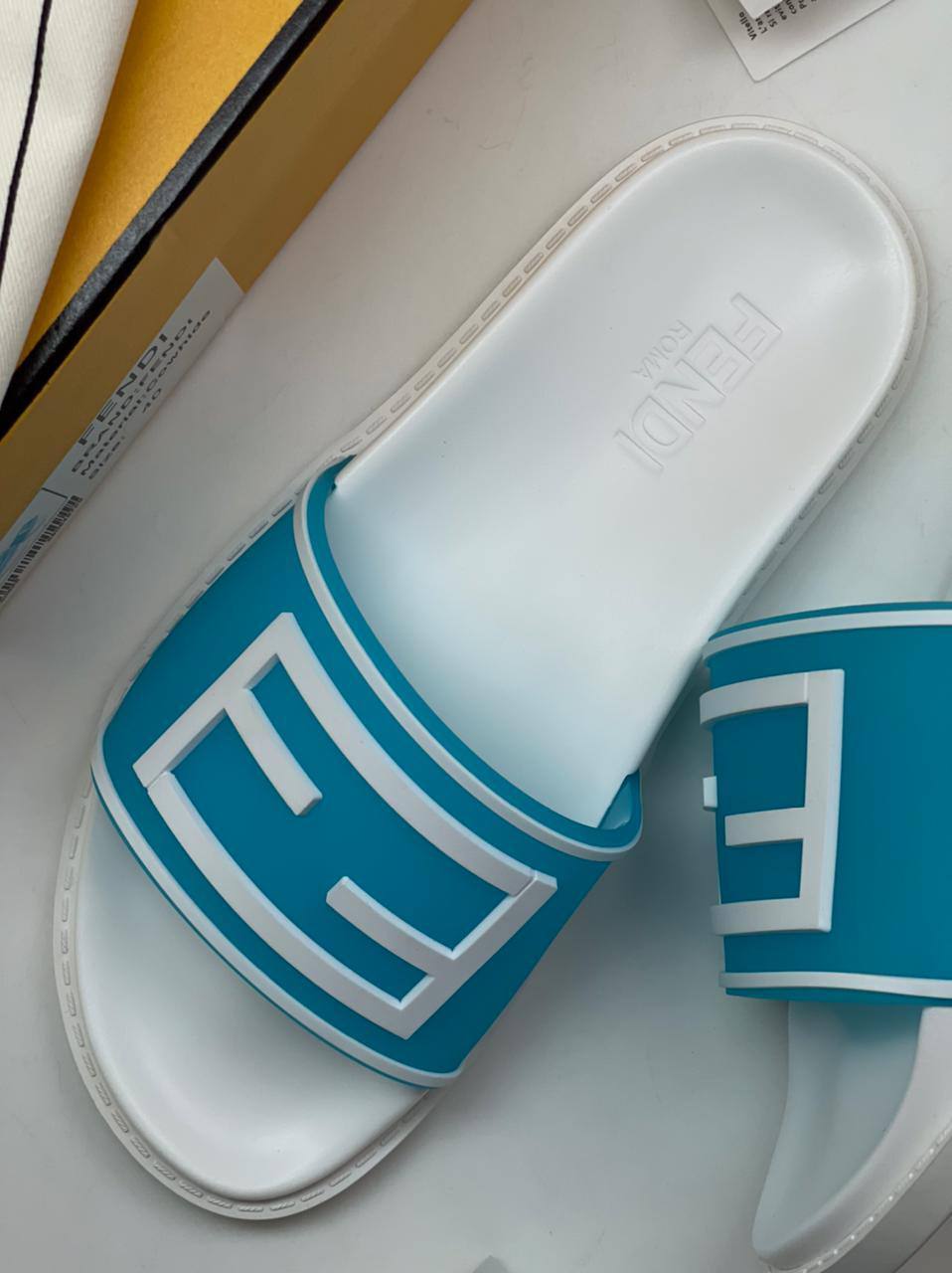 Шлёпанцы лимитированные Fendi BP-12990 Шлёпанцы лимитированные Fendi BP-12990