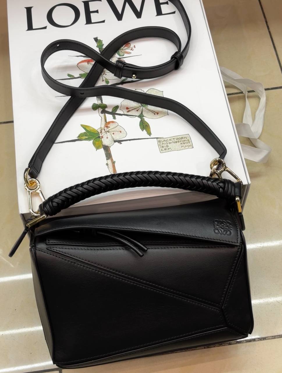 Сумка черная через плечо Loewe BP-41581186 Сумка черная через плечо Loewe BP-41581186