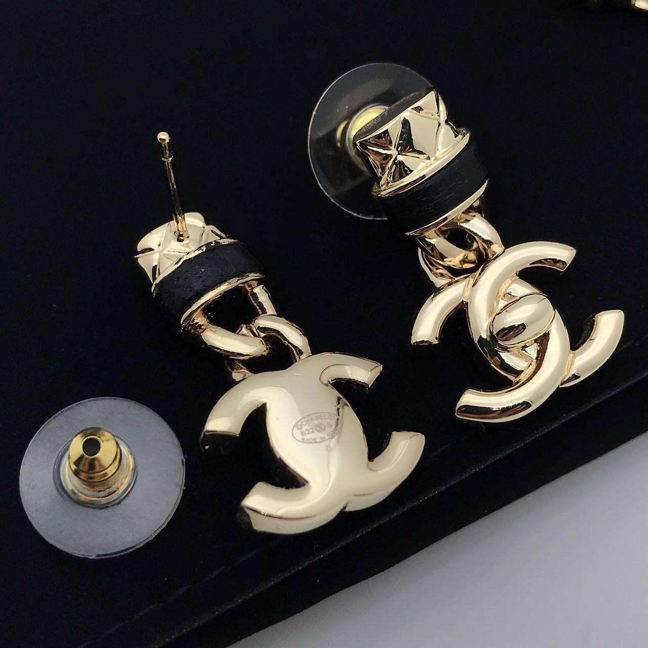 Трендовые серьги Chanel BP-36838 Трендовые серьги Chanel BP-36838