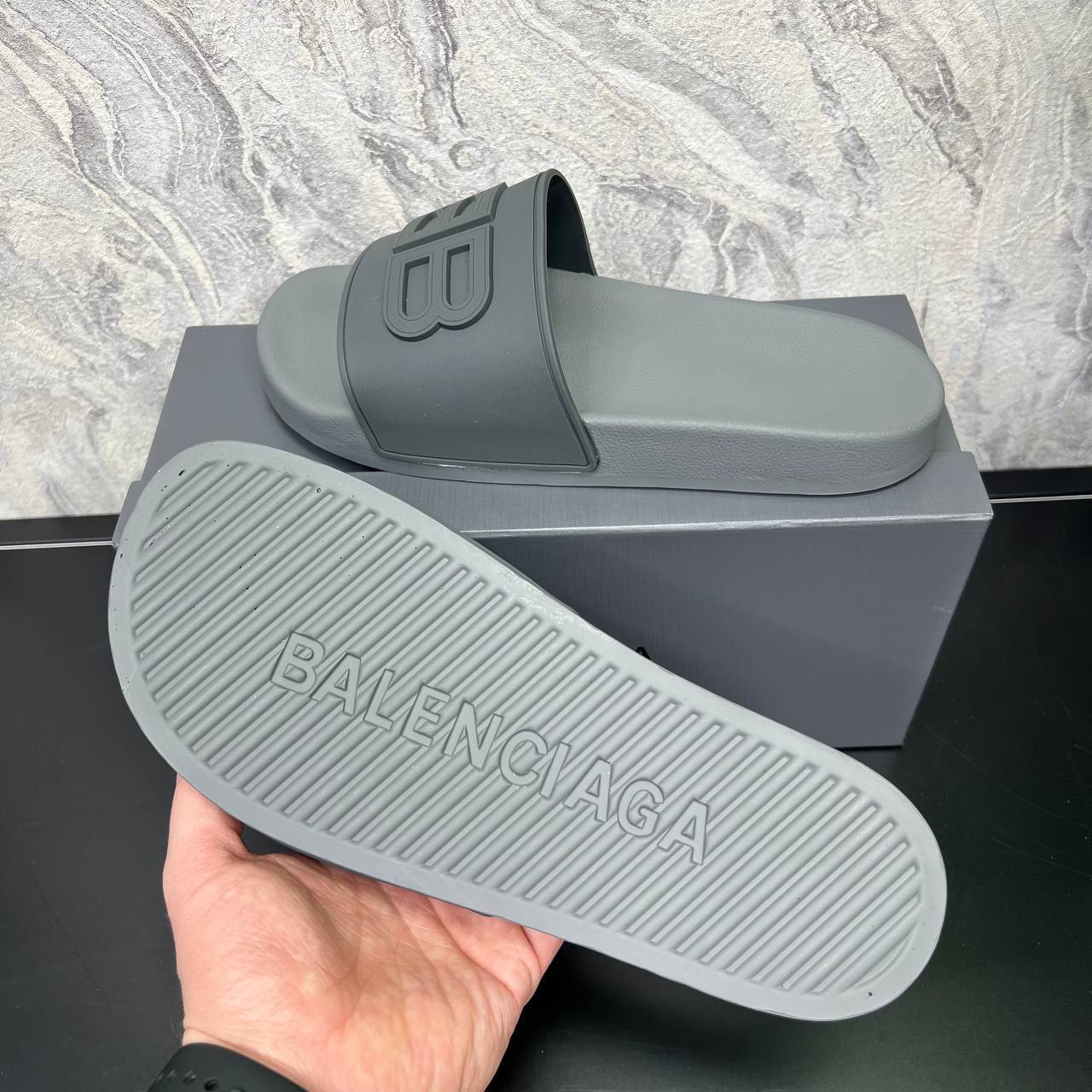 Шлёпанцы лимитированные Balenciaga BP-29073 Шлёпанцы лимитированные Balenciaga BP-29073