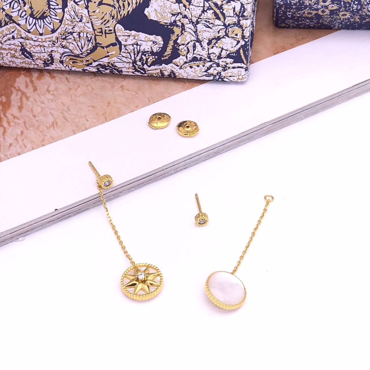 Коллекционные серьги Christian Dior BP-17457 Коллекционные серьги Christian Dior BP-17457