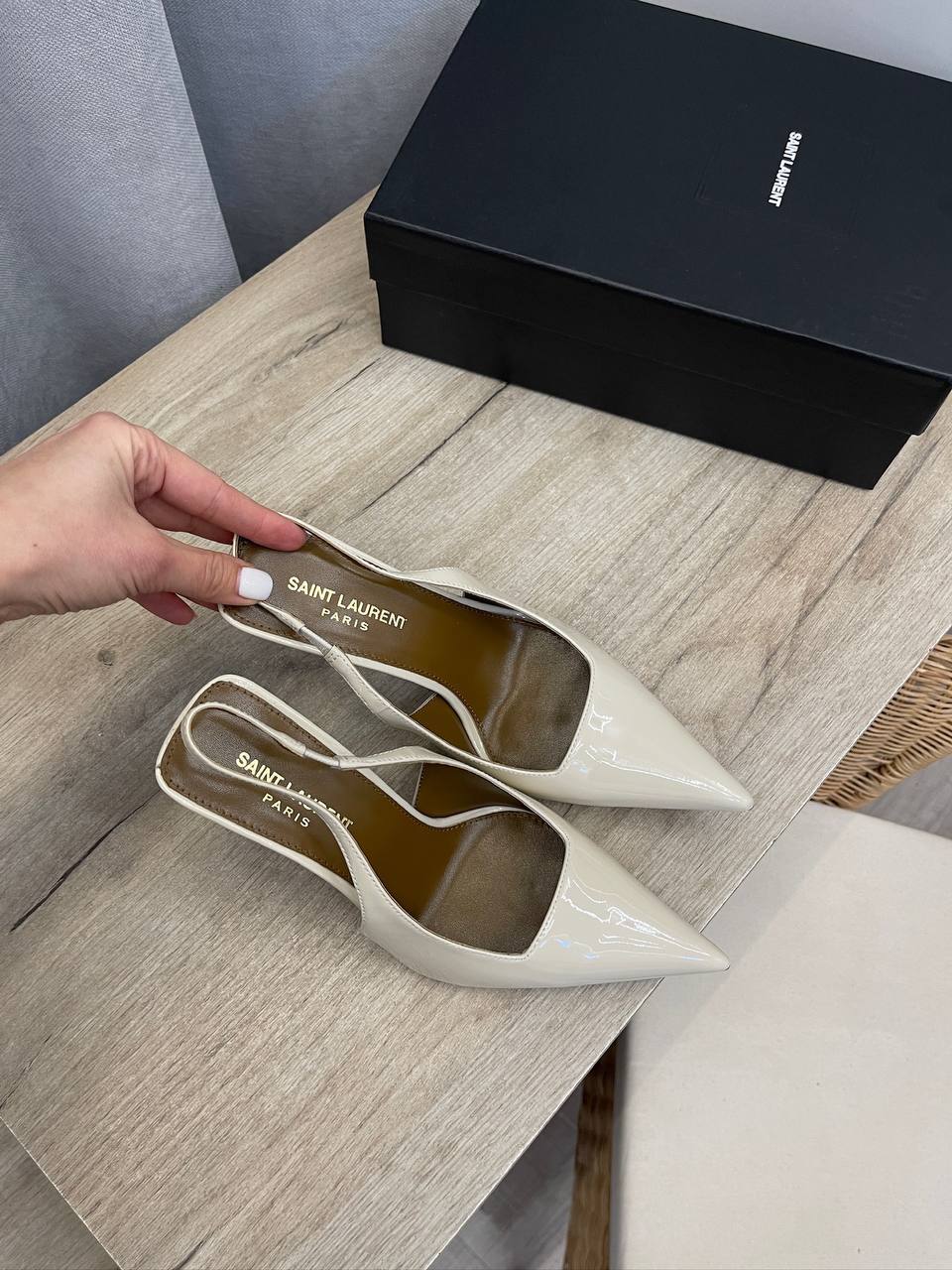 Коллекционные туфли Yves Saint Laurent BP-50601 Коллекционные туфли Yves Saint Laurent BP-50601