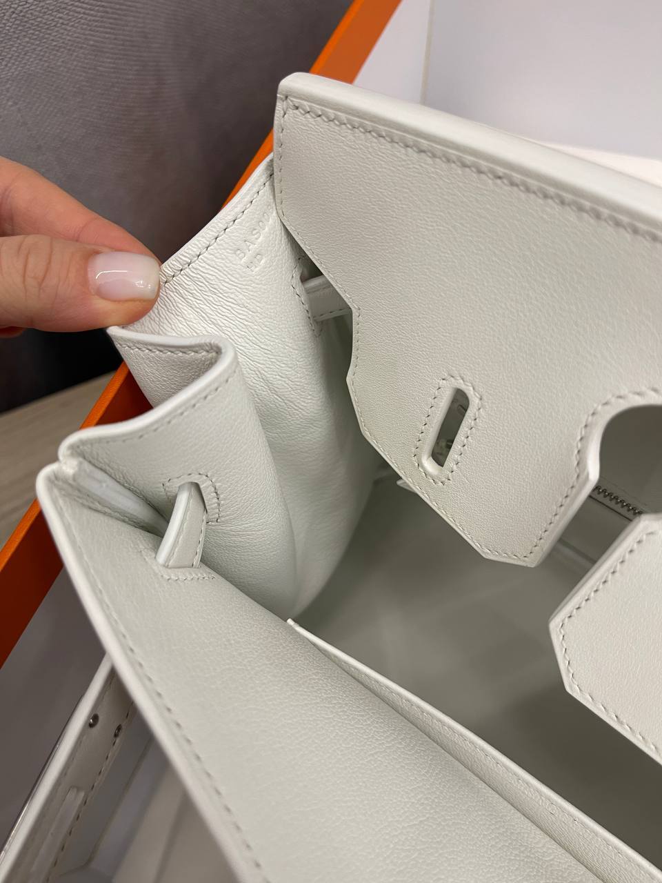 Коллекционная женская сумка Birkin 30 см, swift PHW Hermes BP-46412 Коллекционная женская сумка Birkin 30 см, swift PHW Hermes BP-46412