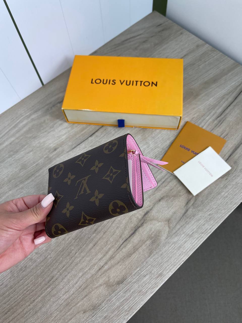 Трендовый кошелек Louis Vuitton BP-17679 Трендовый кошелек Louis Vuitton BP-17679