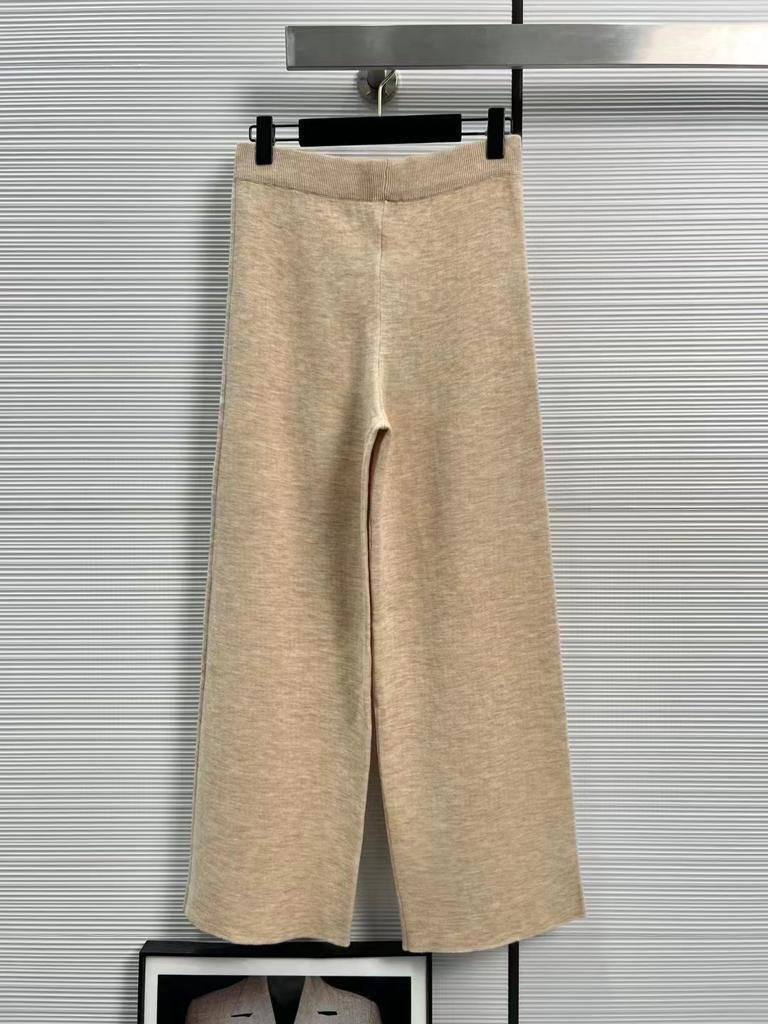 Fendi костюм премиум женский BP-41300 Fendi костюм премиум женский BP-41300