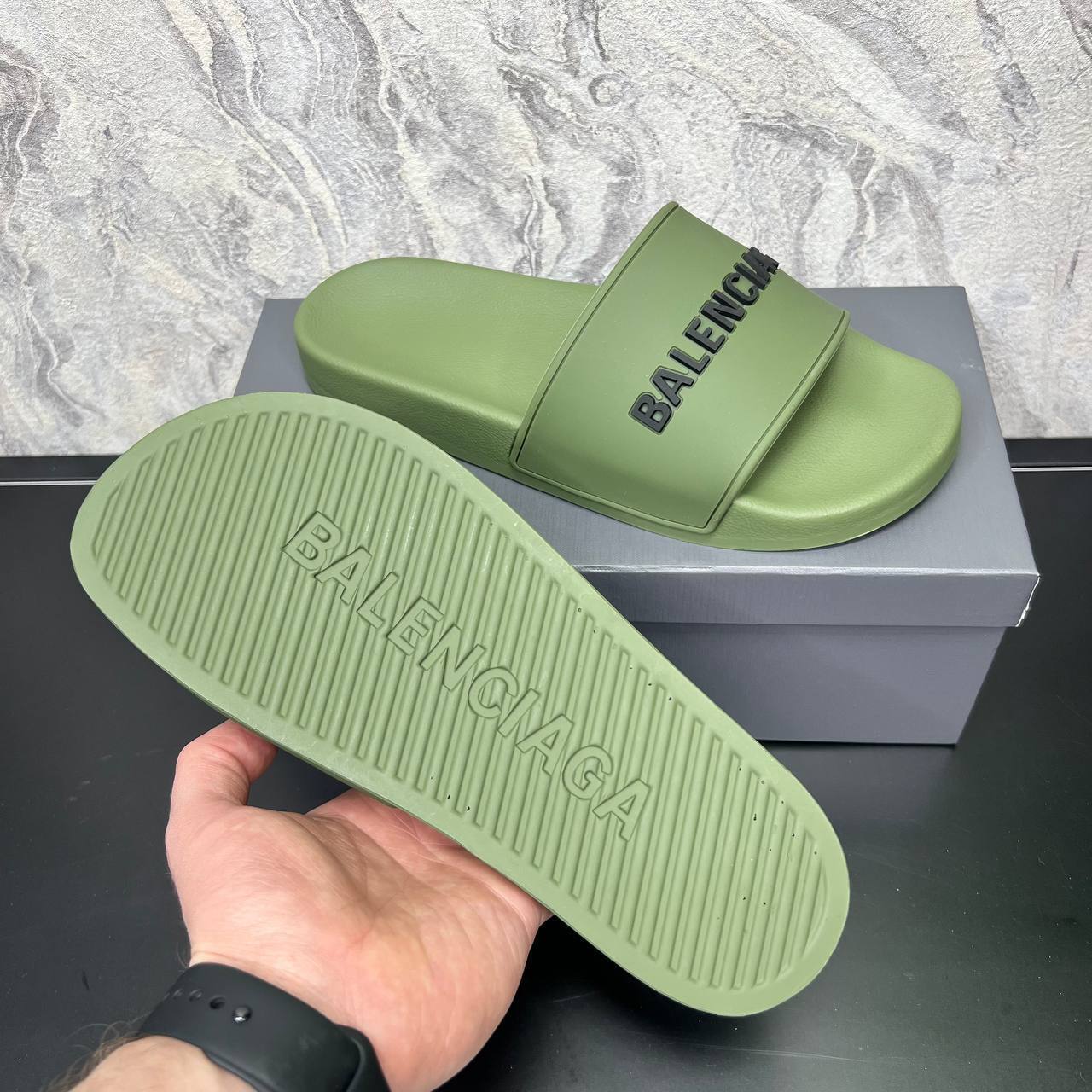 Шлёпанцы элегантные Balenciaga BP-29070 Шлёпанцы элегантные Balenciaga BP-29070