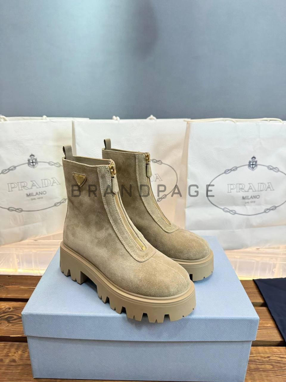 Женские ботинки кожаные Prada BPLUX12356 Женские ботинки кожаные Prada BPLUX12356