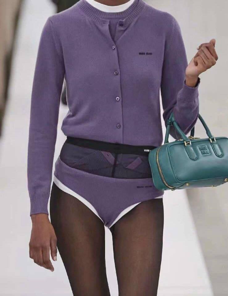 Коллекционный кардиган Miu Miu BP-42295 Коллекционный кардиган Miu Miu BP-42295