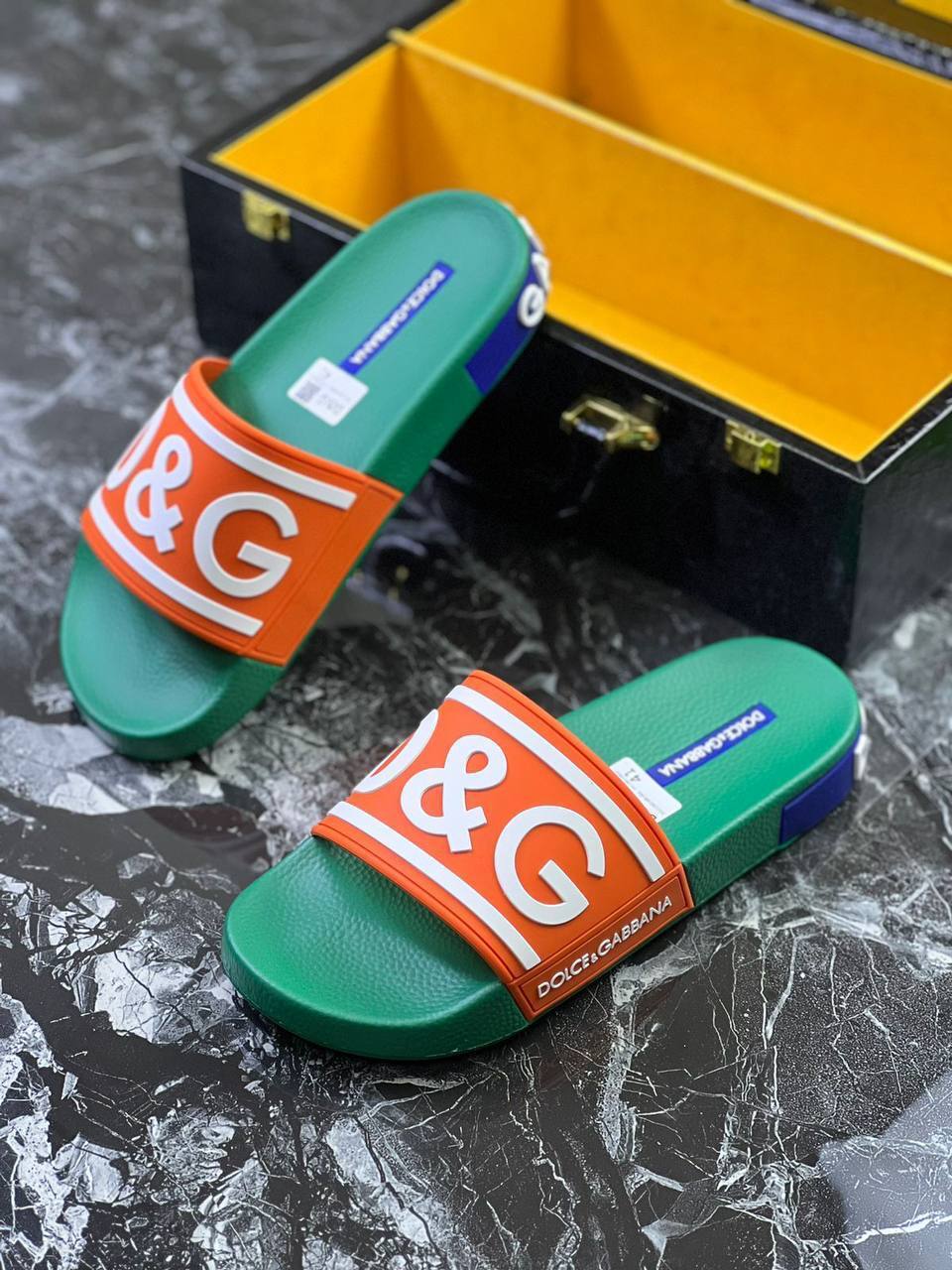 Шлёпанцы эксклюзивные Dolce & Gabbana BP-34644 Шлёпанцы эксклюзивные Dolce & Gabbana BP-34644