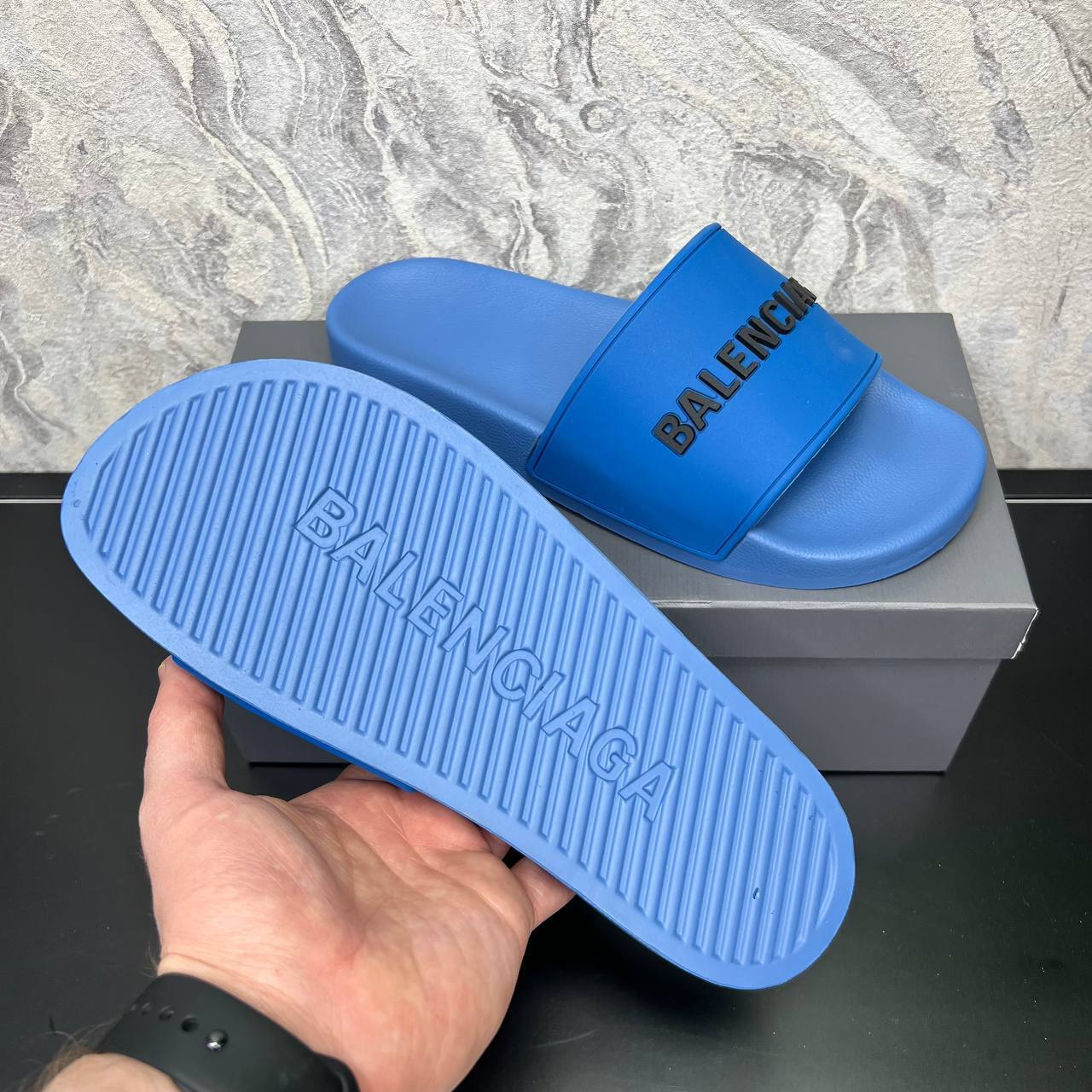 Шлёпанцы премиальные Balenciaga BP-29069 Шлёпанцы премиальные Balenciaga BP-29069