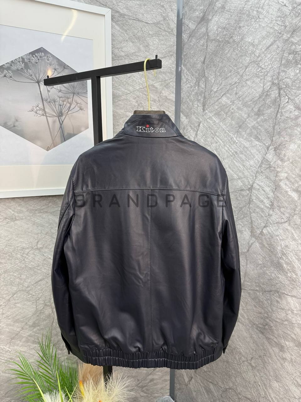 Кожаная куртка из кожи ягненка Kiton BPLUX5595 Кожаная куртка из кожи ягненка Kiton BPLUX5595
