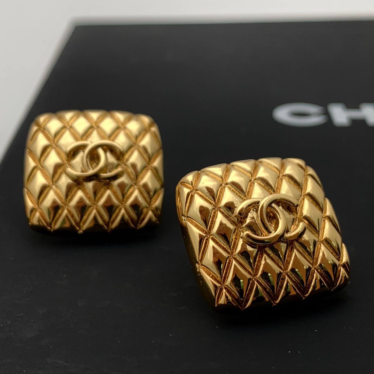 Трендовые серьги Chanel BP-51724 Трендовые серьги Chanel BP-51724