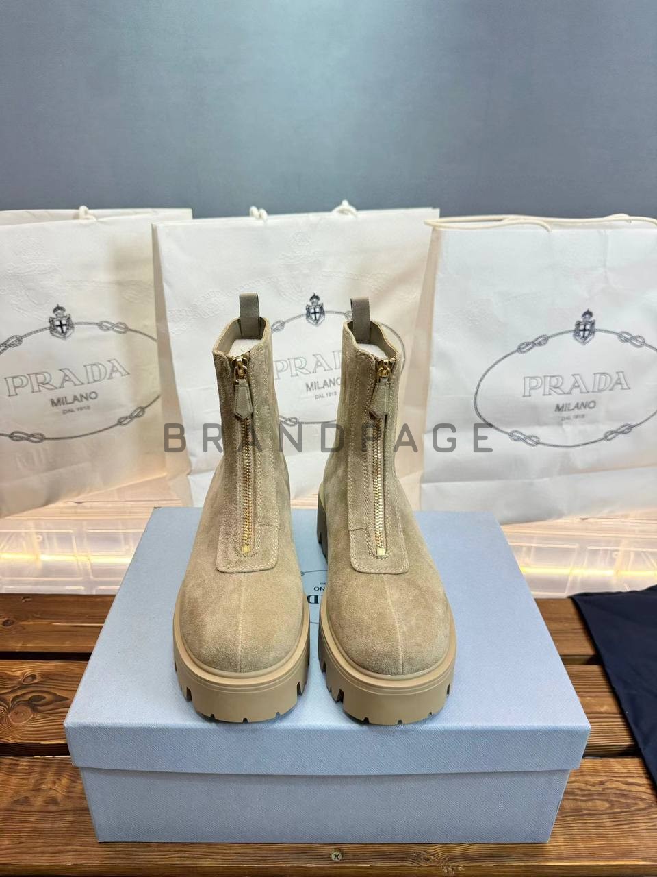 Женские ботинки кожаные Prada BPLUX12356 Женские ботинки кожаные Prada BPLUX12356