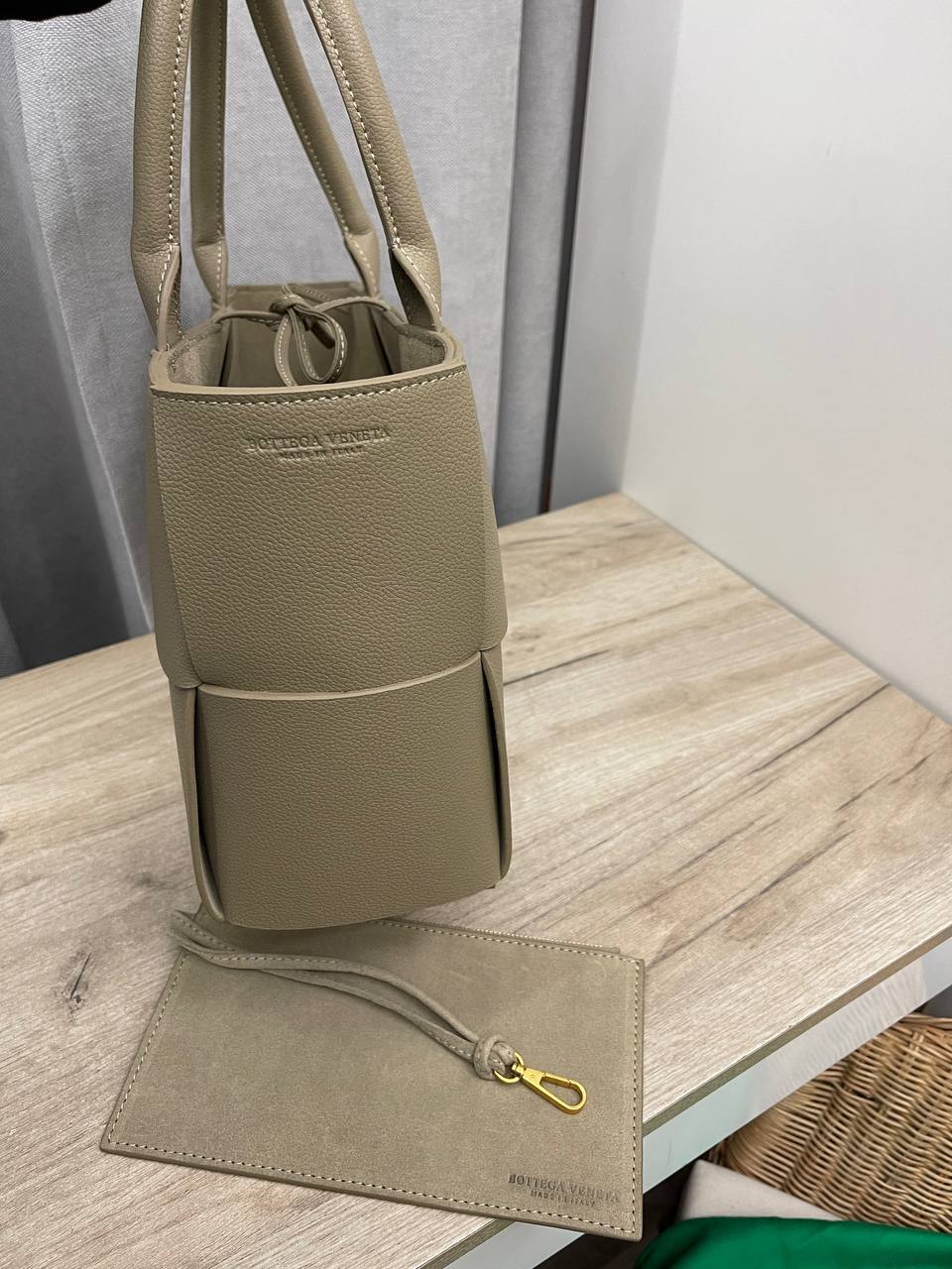 Женская сумка серо-желтая Bottega Veneta BP-47209 Женская сумка серо-желтая Bottega Veneta BP-47209