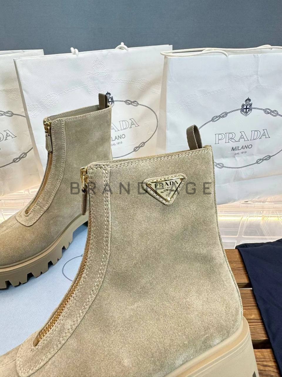 Женские ботинки кожаные Prada BPLUX12356 Женские ботинки кожаные Prada BPLUX12356