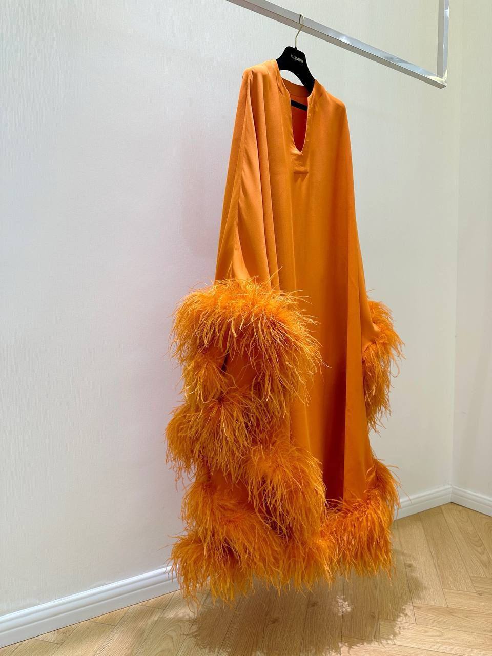 Элитное платье Valentino BP-43748 Элитное платье Valentino BP-43748