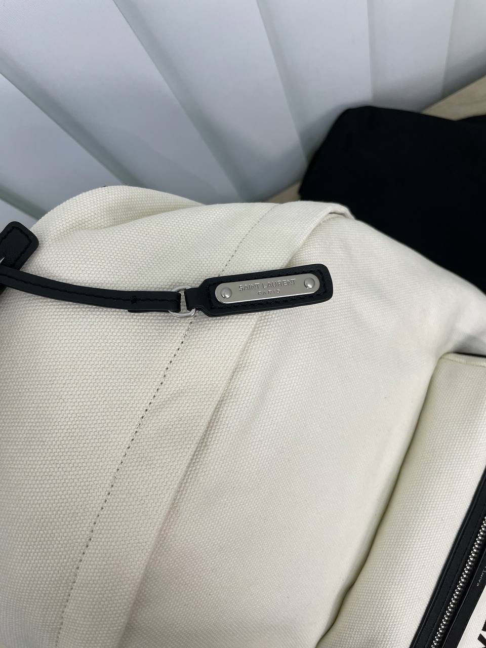 Рюкзак премиум Yves Saint Laurent BP-21384 Рюкзак премиум Yves Saint Laurent BP-21384