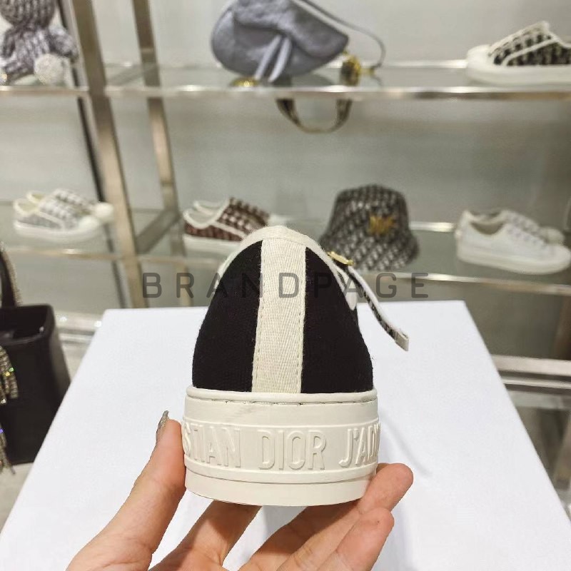 Кожаные кроссовки Christian Dior BPLUX12432 Кожаные кроссовки Christian Dior BPLUX12432