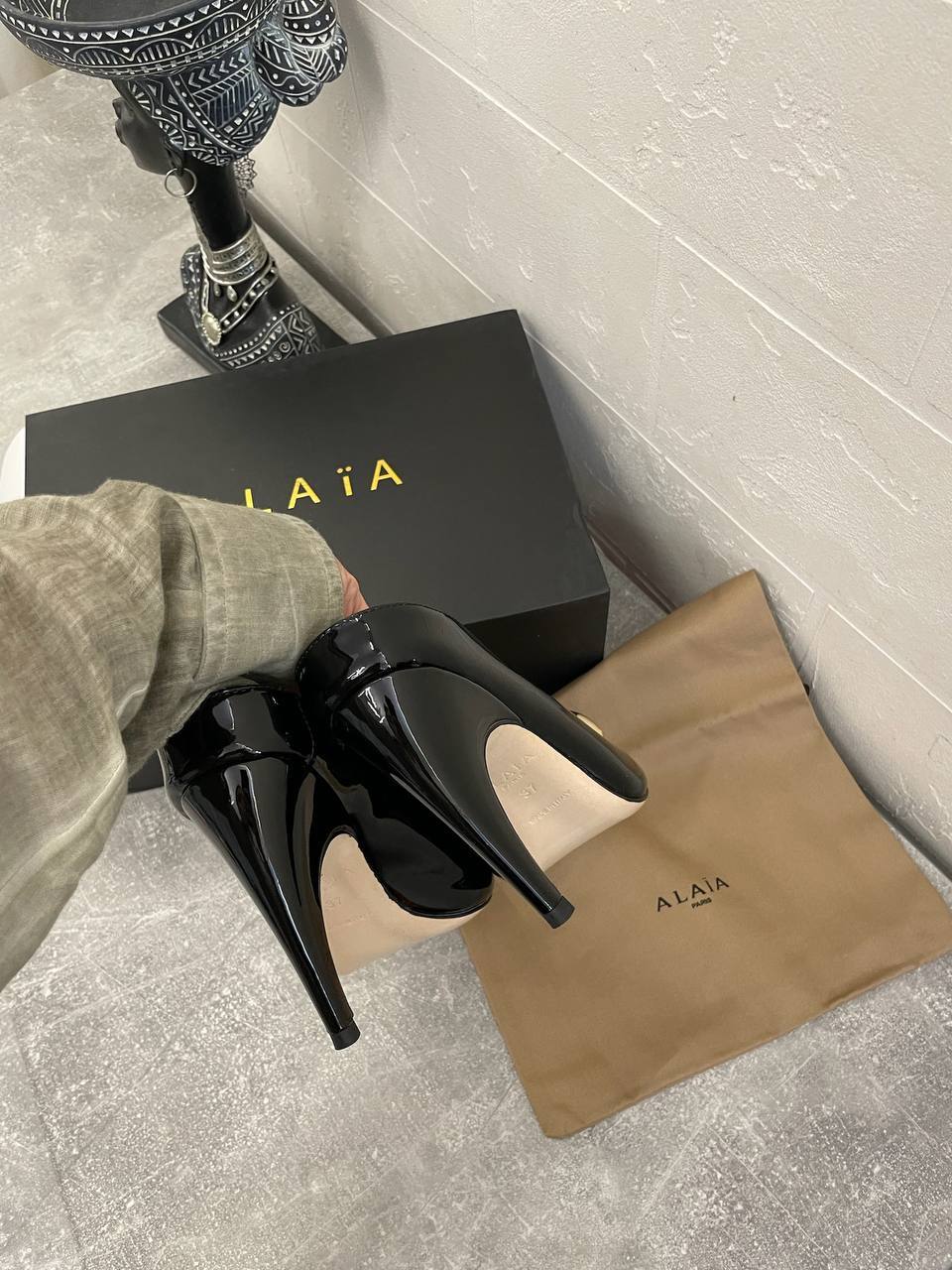 Трендовые туфли Alaia BP-51993 Трендовые туфли Alaia BP-51993