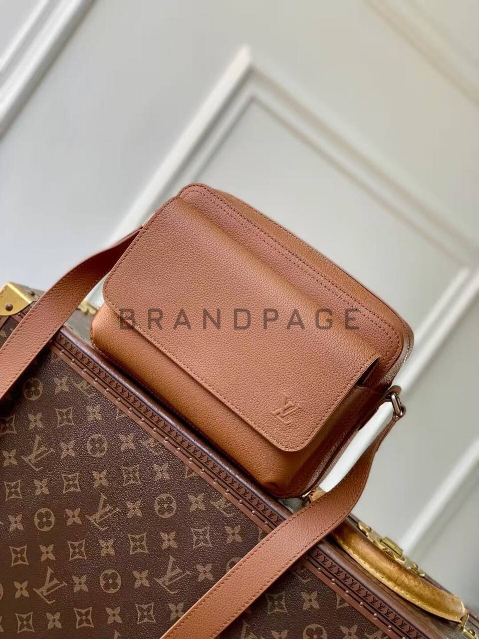 Сумка из восковой телячьей кожи Louis Vuitton BPLUX5552 Сумка из восковой телячьей кожи Louis Vuitton BPLUX5552