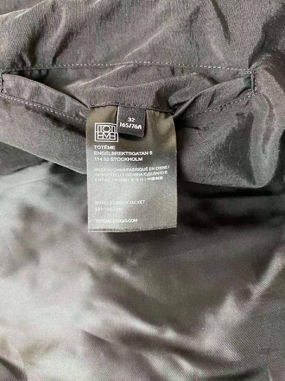 Пуховик премиум Toteme BP-43197 Пуховик премиум Toteme BP-43197