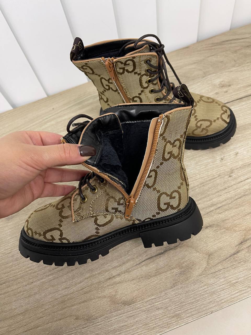 Демисезонные ботинки Gucci BP-24151 Демисезонные ботинки Gucci BP-24151