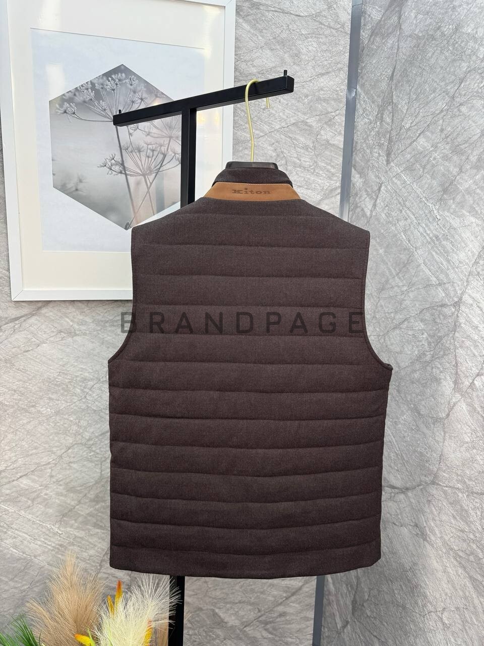 Жилетка из нейлона KITON BPLUX5600 Жилетка из нейлона KITON BPLUX5600