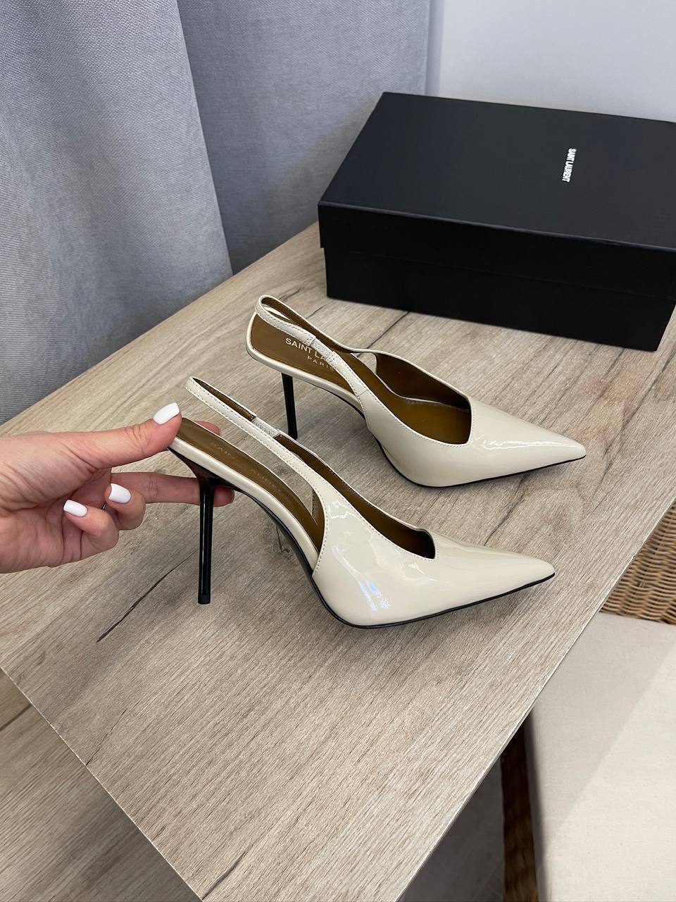 Коллекционные туфли Yves Saint Laurent BP-50601 Коллекционные туфли Yves Saint Laurent BP-50601