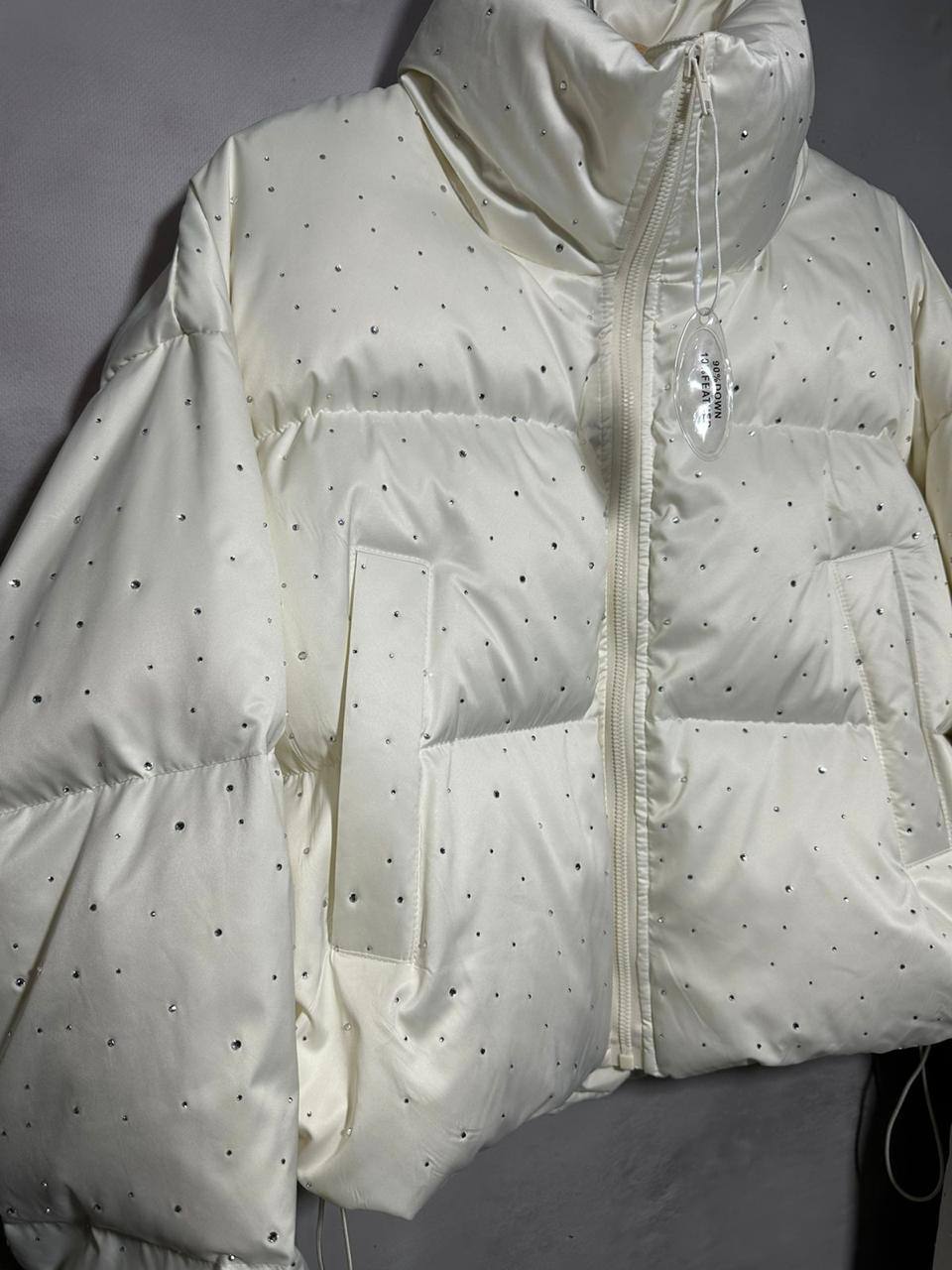 Элитный пуховик Miu Miu BP-44785 Элитный пуховик Miu Miu BP-44785