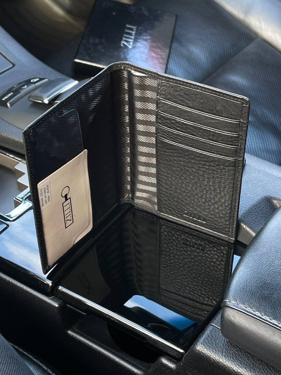 Обложка для паспорта Zilli в черном цвете BP-21606 Обложка для паспорта Zilli в черном цвете BP-21606