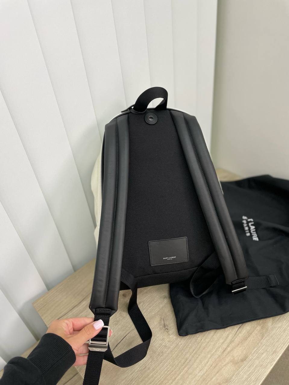 Рюкзак премиум Yves Saint Laurent BP-21384 Рюкзак премиум Yves Saint Laurent BP-21384