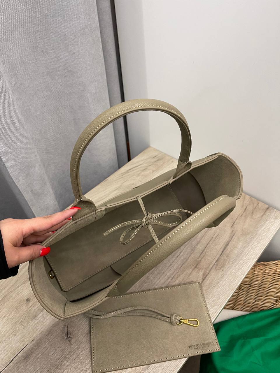 Женская сумка серо-желтая Bottega Veneta BP-47209 Женская сумка серо-желтая Bottega Veneta BP-47209