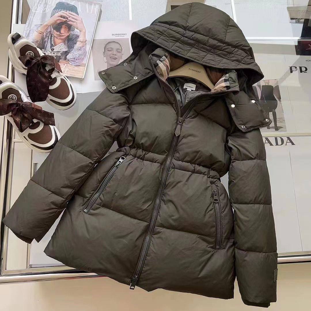 Коллекционный пуховик Burberry BP-22049 Коллекционный пуховик Burberry BP-22049