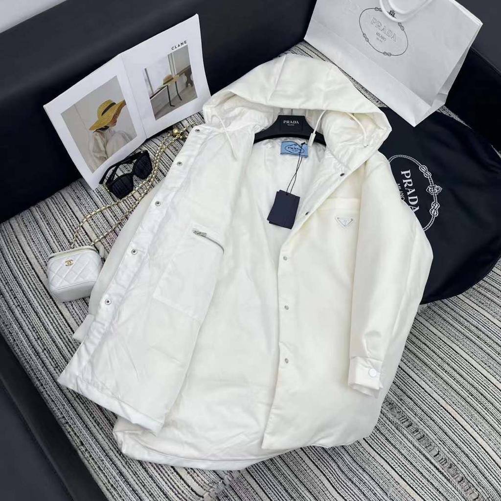 Элитный пуховик Prada BP-38885 Элитный пуховик Prada BP-38885