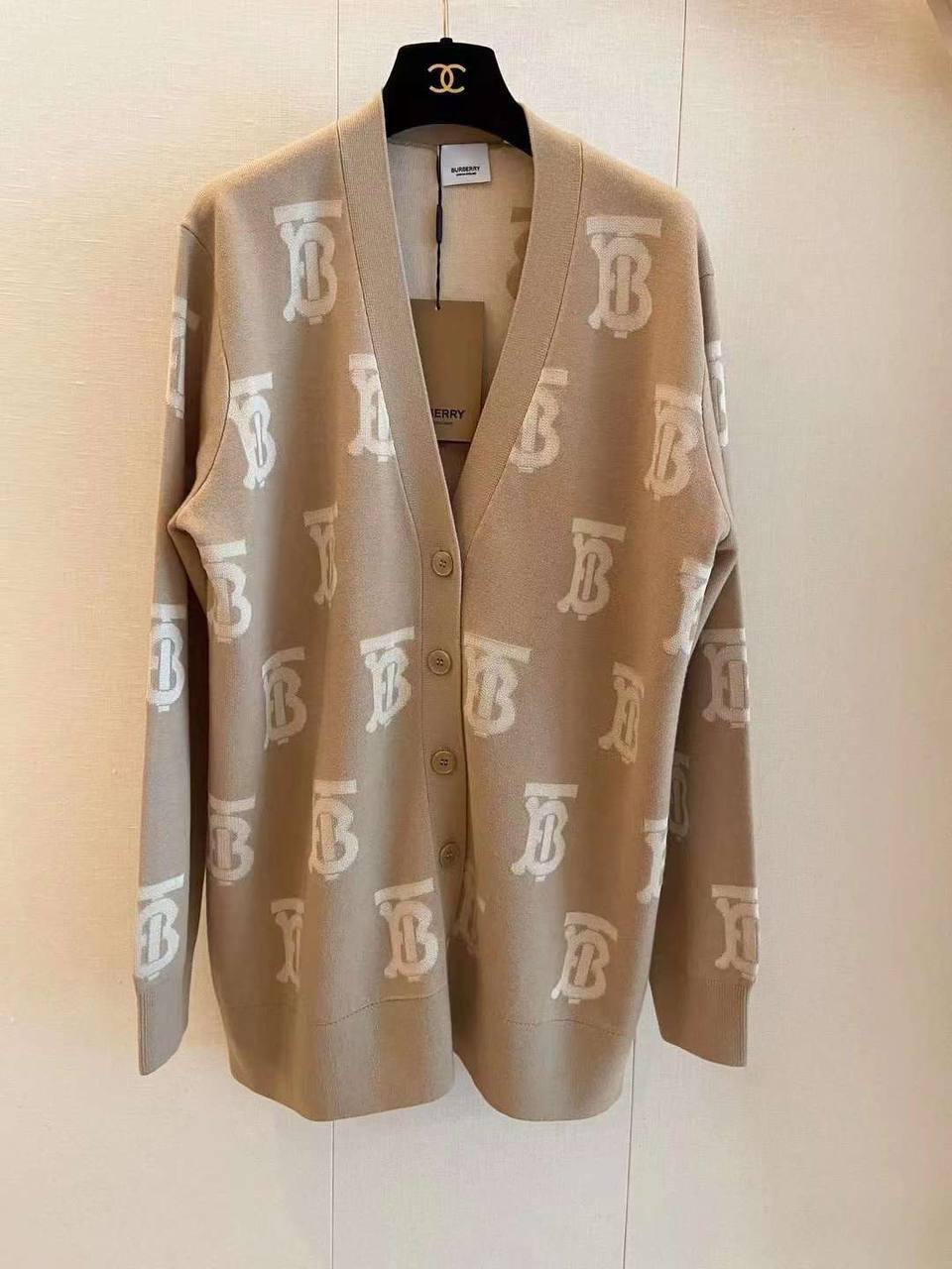 Лимитированный кардиган Burberry BP-20802 Лимитированный кардиган Burberry BP-20802