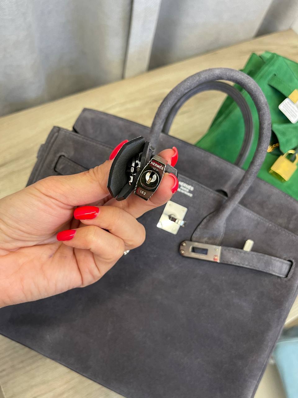 Элитная женская сумка Birkin 25 PHW, Hermes BP-52495 Элитная женская сумка Birkin 25 PHW, Hermes BP-52495
