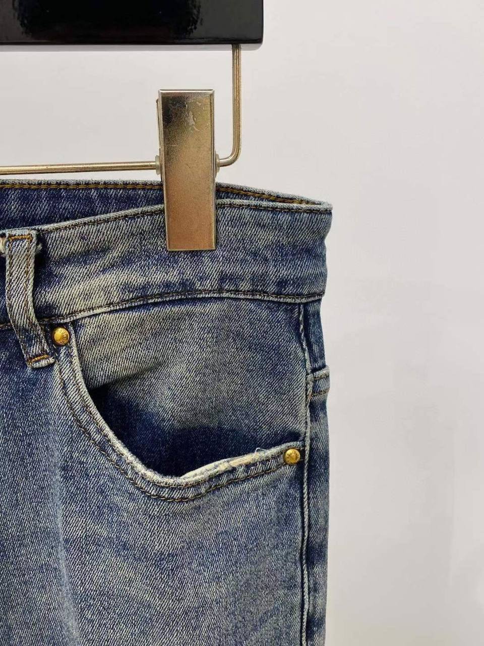 Джинсы Louis Vuitton BP-50167 стильные Джинсы Louis Vuitton BP-50167 стильные