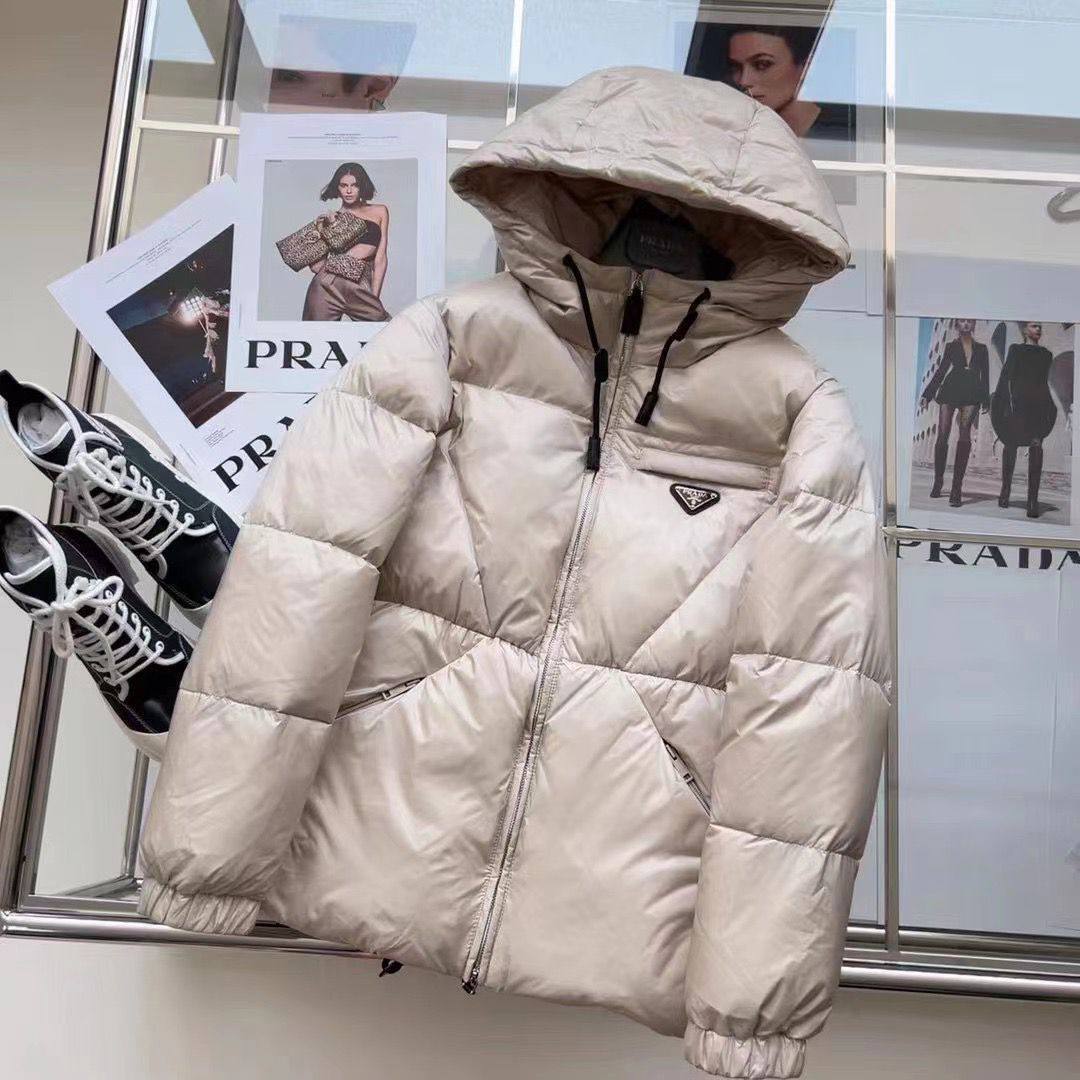 Элитный пуховик Prada BP-21266 Элитный пуховик Prada BP-21266