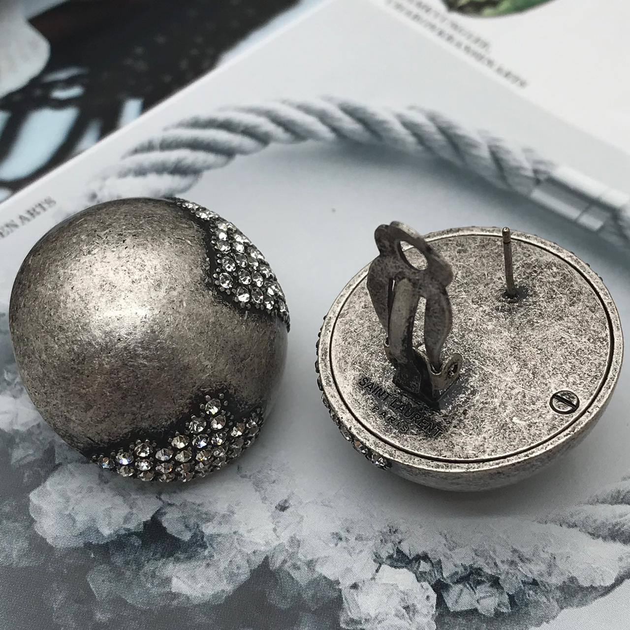 Элитные серьги Yves Saint Laurent BP-37850 Элитные серьги Yves Saint Laurent BP-37850