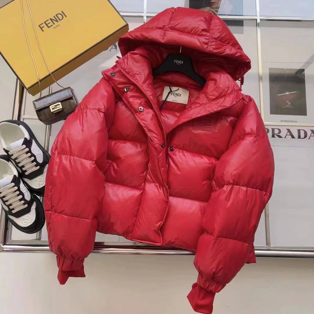 Трендовый пуховик Fendi BP-23182 Трендовый пуховик Fendi BP-23182