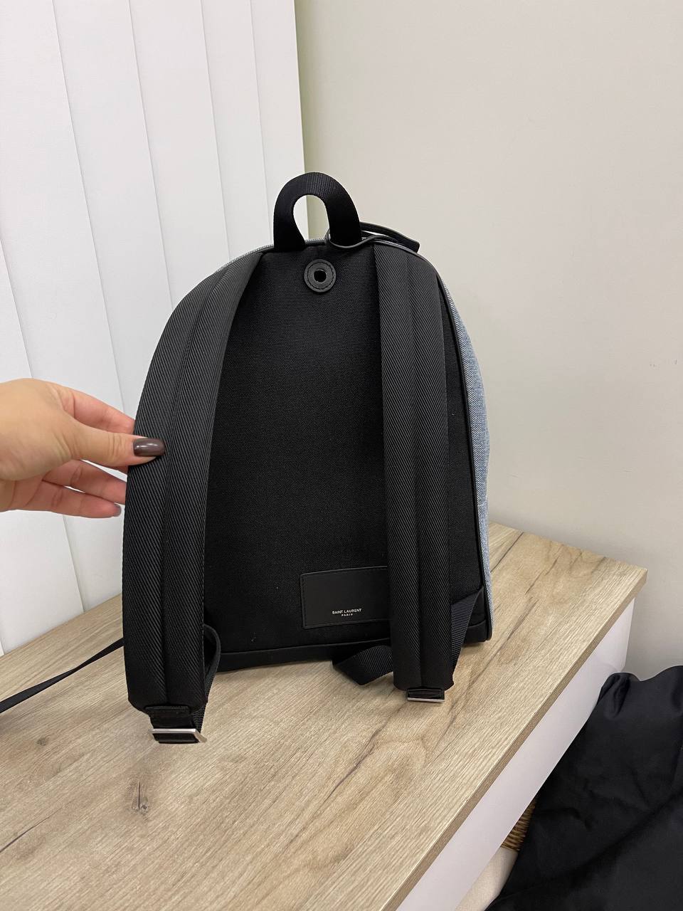 Рюкзак элитный Yves Saint Laurent BP-23960 Рюкзак элитный Yves Saint Laurent BP-23960